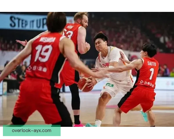 中国男篮全力备战世界杯热身赛 展现新阵容争创佳绩